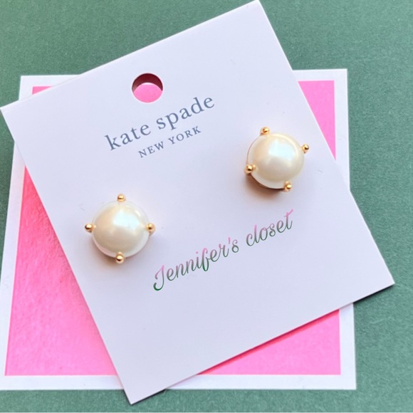 kate spade Jewelry - NWT ♠️ Kate Spade Pearl Stud Earrings